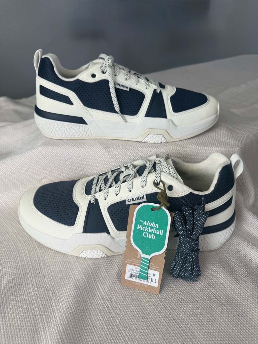 OluKai men’s anau court Navy and White Mesh Sneaker